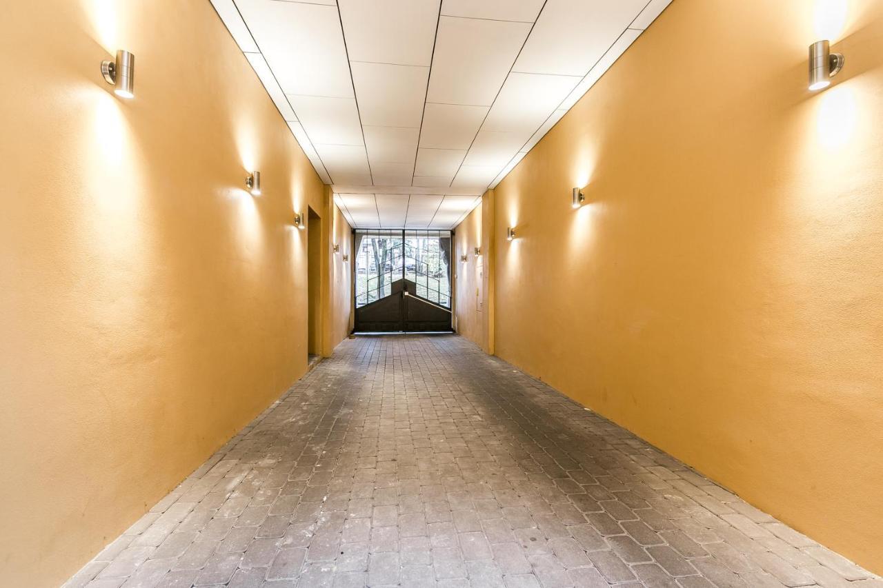 Апартаменты Cozy Flat. Art Nouveau Building, Near The Center *